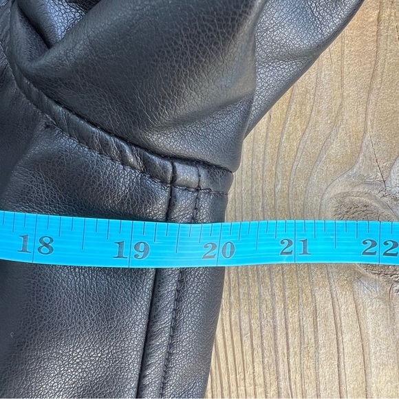 Blank NYC Faux Black Leather Full Zip Moto Jacket NWOT Sz M Lined Mob Wife - Picture 14 of 16